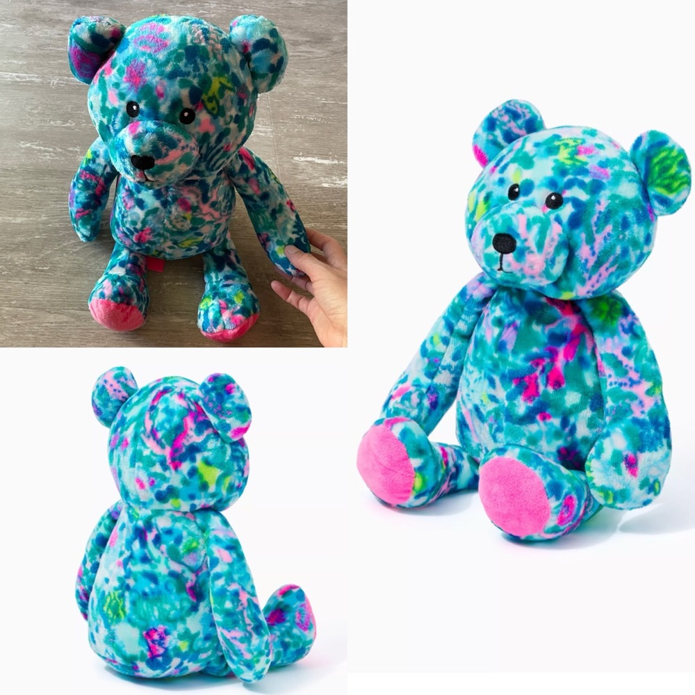 NWT Lilly Pulitzer Lilly Bear in Multi Dive Bar Fleece teddy bear